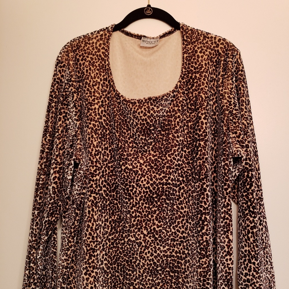 Ninety Woman longsleeve Leopard Print Shirt